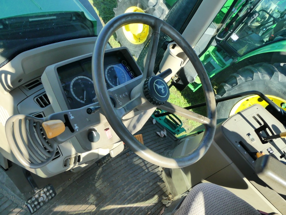  John Deere 6150M