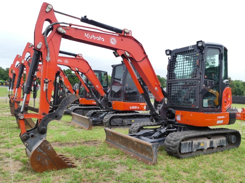 Photo of a 2025 Kubota KX040