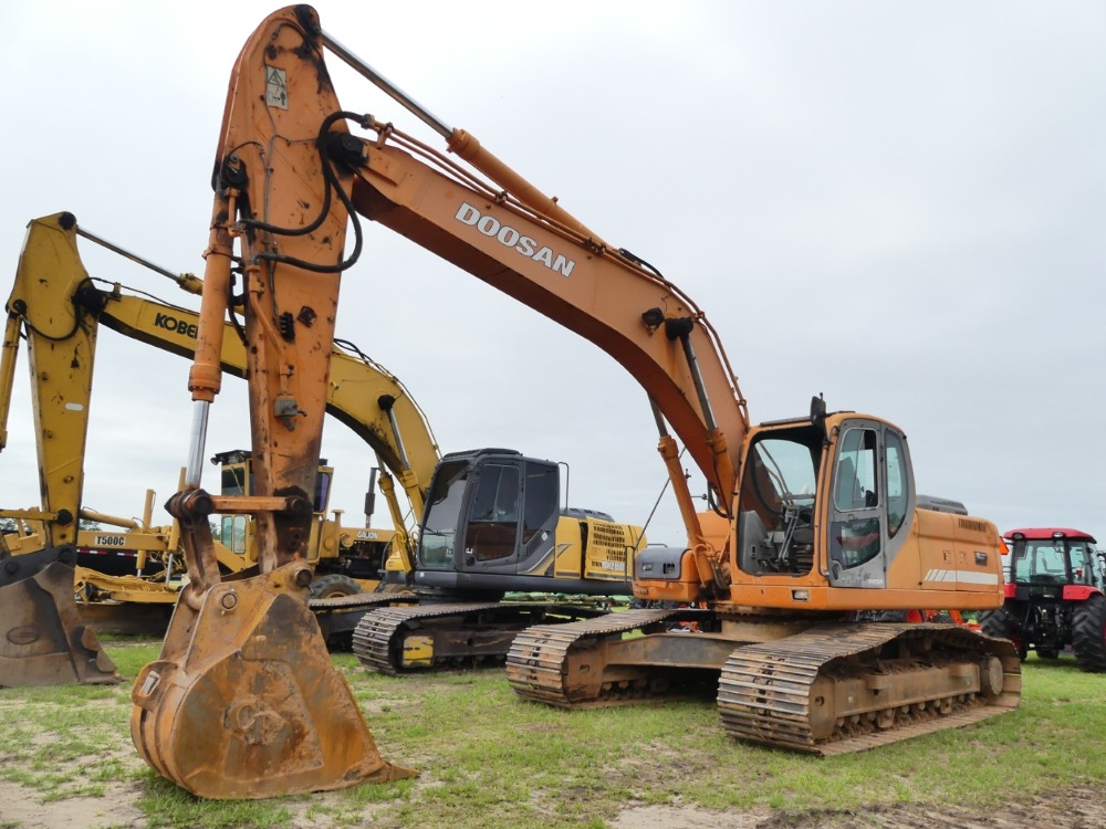 Photo of a  Doosan DX255LC
